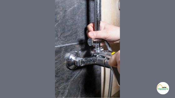 How to Fix a Leaking Shower